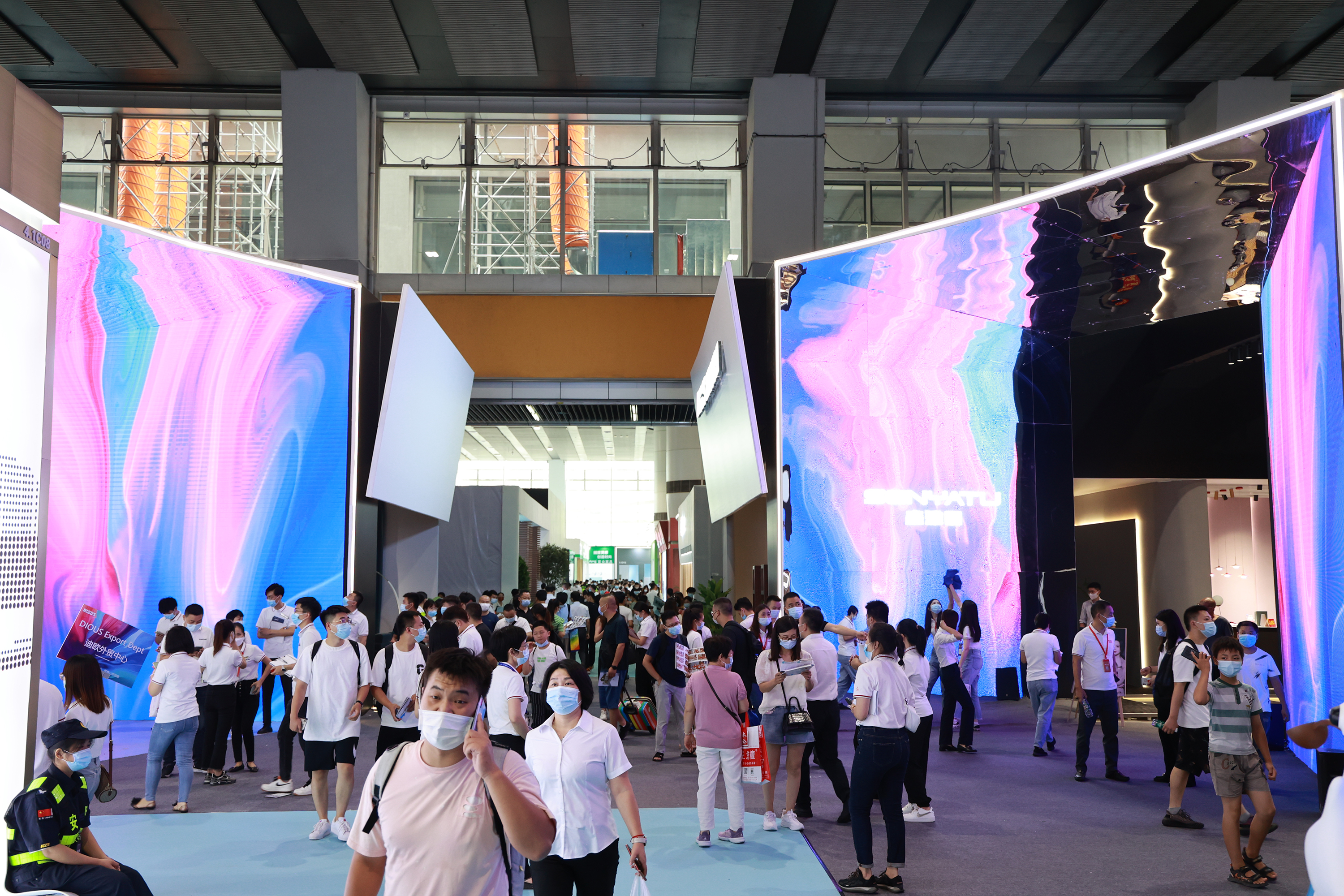 展会直击丨广州家博会，迪欧家具集团人气爆棚，惊艳出圈！ 